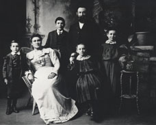Charles thomas Dadswell and his family